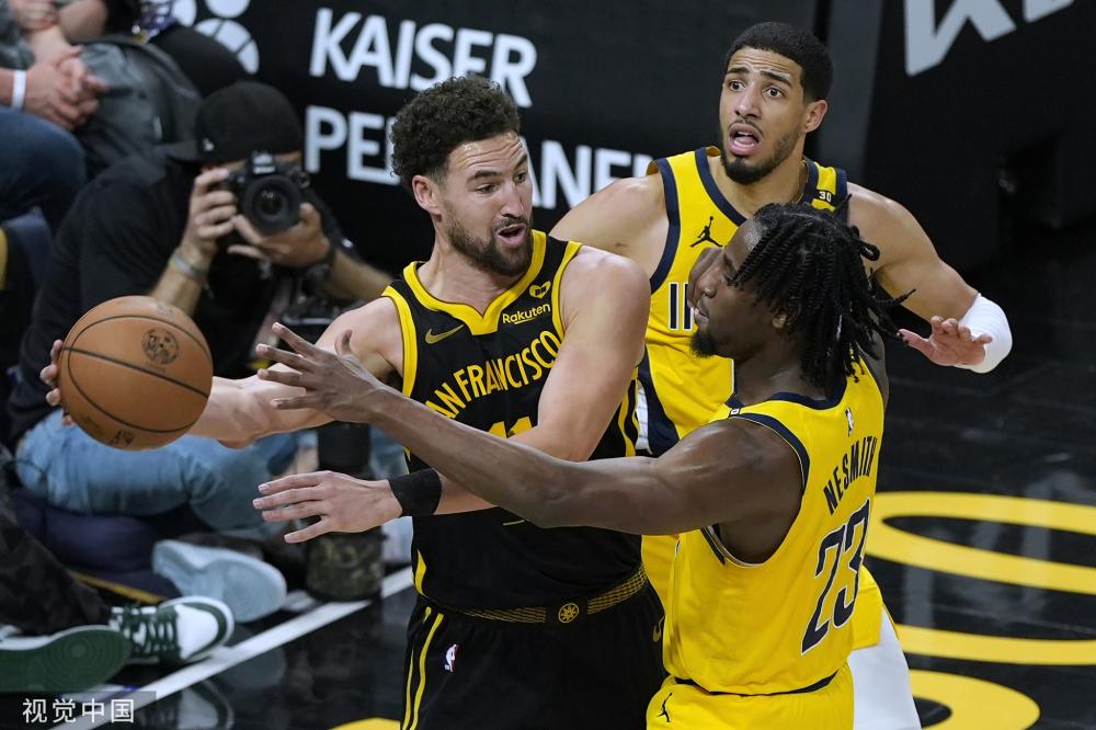 在防守端 在防守端