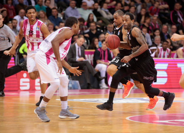 扩大比分 扩大比分