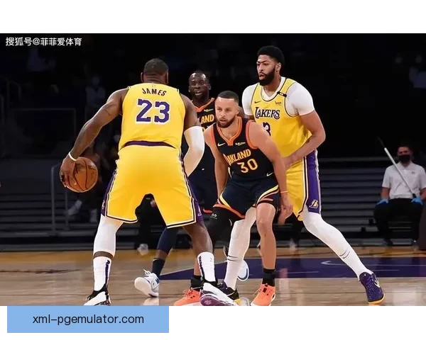 NBA季前赛：勇士迎战湖人，詹姆斯与库里对决