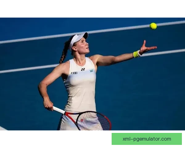 网球巨星对决:激烈比拼引爆全场 悬念终现谁将笑到最后 网球巨星对决:激烈比拼引爆全场 悬念终现谁将笑到最后